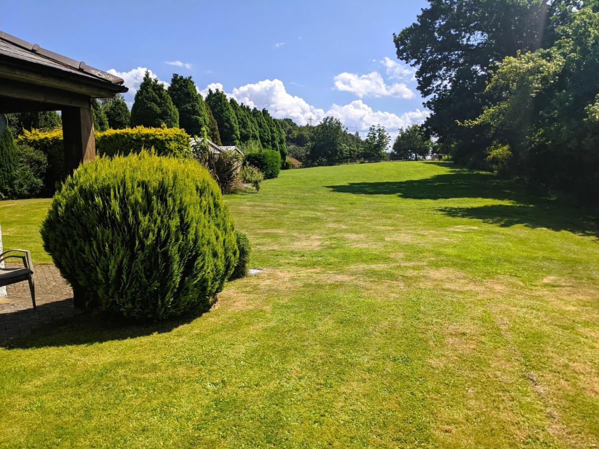 Laurel - Pet-Friendly Cottage With Indoor Pool, Hot Tub & Panoramic Snowdonia Views 콜윈베이 외부 사진